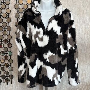 Eddie Bauer Black and White Teddy Jacket